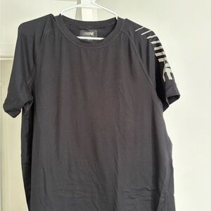 American Eagle Outfitters Black Short Sleeve Tee